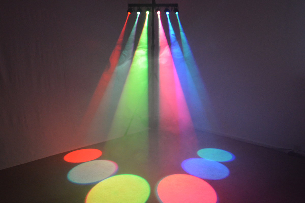 LED SCY Bar - farbige Eleganz zum Tanz