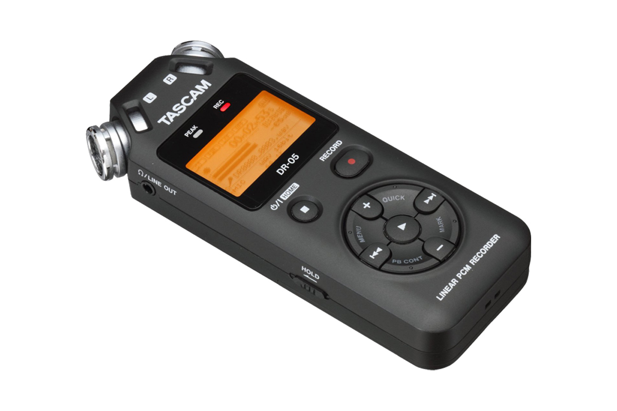 Aufnahmegerät Tascam DR-05 um Ihren Rede / Besprechung zu archivieren